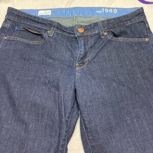 Gap dark wash Real Straight blue jeans size 33/16